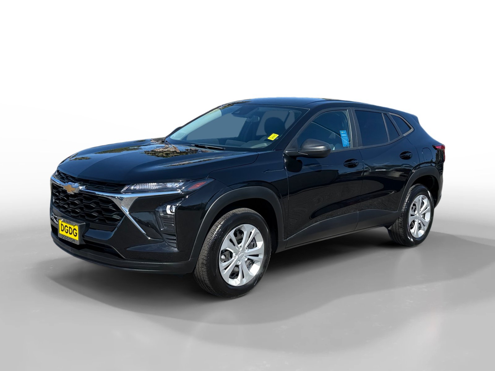 Used 2024 Chevrolet Trax LS FWD image 1