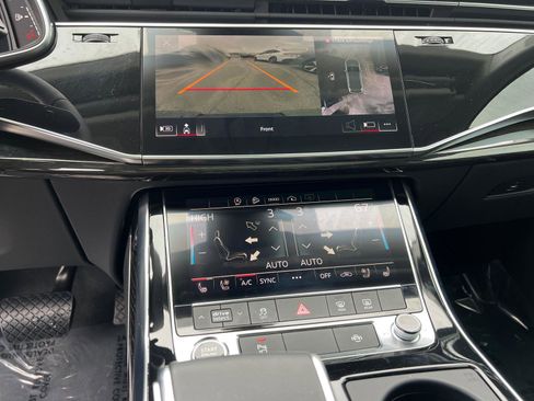 Used 2022 Audi Q7 Premium Plus w/ Premium Plus Package image 29
