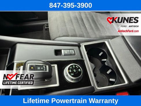 Used 2024 Mitsubishi Outlander SE image 41