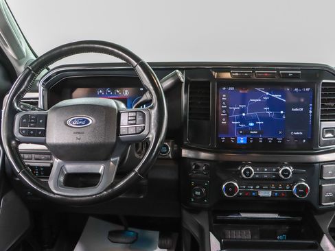 Used 2023 Ford F250 Lariat w/ Sport Appearance Package AWD/4WD image 18