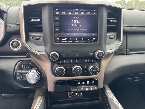 Used 2020 RAM 1500 Laramie AWD/4WD image 30