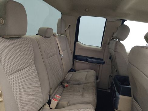 Used 2017 Ford F150 XLT AWD/4WD image 19