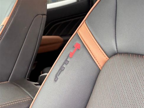 Used 2023 GMC Canyon AT4 w/ AT4 Premium Package image 14