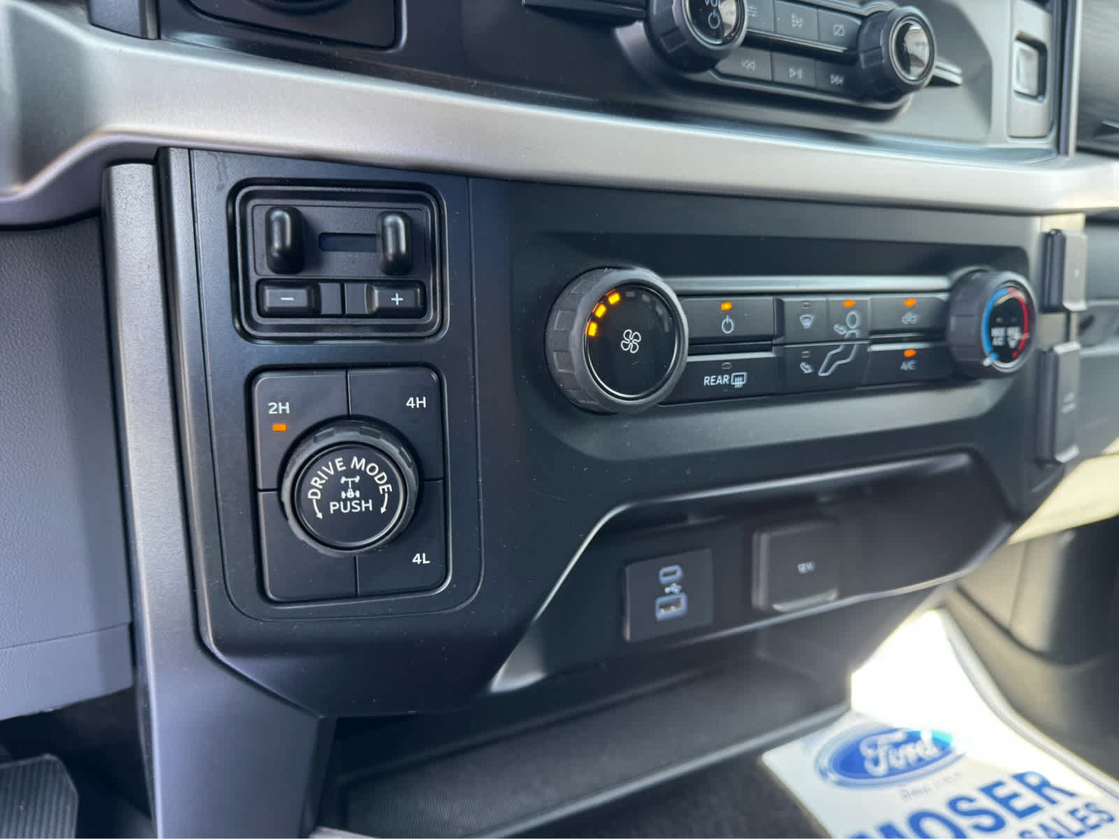 Used 2021 Ford F150 XLT w/ Trailer Tow Package AWD/4WD image 5