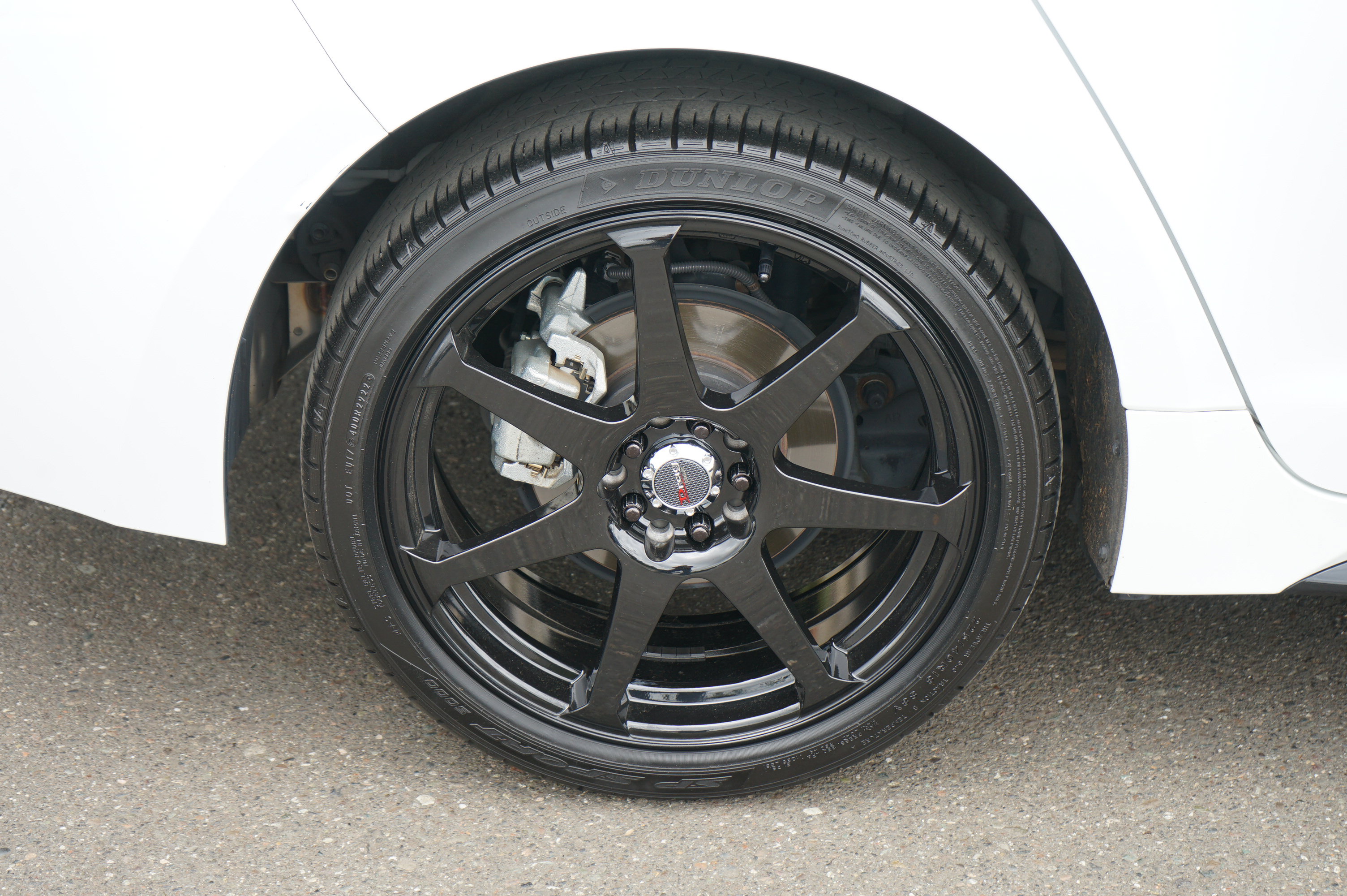 Used 2023 Toyota Corolla SE FWD image 2