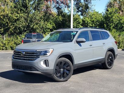 Certified 2025 Volkswagen Atlas SE