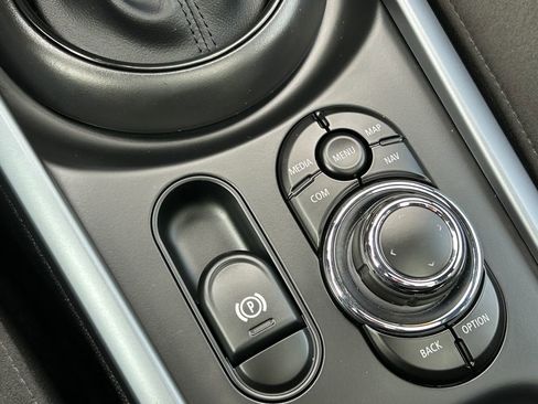 Used 2024 MINI Cooper Clubman S image 28