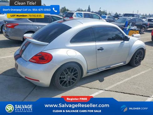 Used 2012 Volkswagen Beetle 2.5 image 4