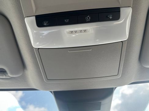 Used 2023 Nissan Sentra SV FWD image 21