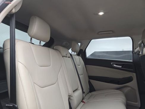 Used 2018 Ford Edge Titanium w/ Technology Package image 46