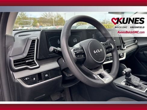 Used 2024 Kia Sportage LX FWD image 13