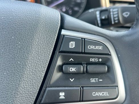 Used 2018 Hyundai Elantra Limited w/ Limited Ultimate Package 02 FWD image 22