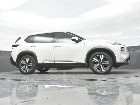 Used 2023 Nissan Rogue SL w/ SL Premium Package AWD/4WD image 30