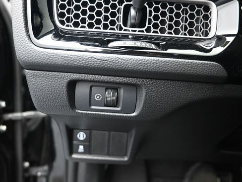 Used 2022 Honda Civic Sport image 11