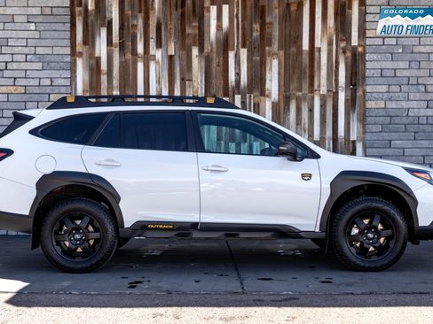 Used 2023 Subaru Outback Wilderness image 7