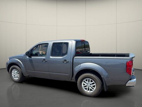 Used 2021 Nissan Frontier SV w/ SV Utility Package RWD image 5