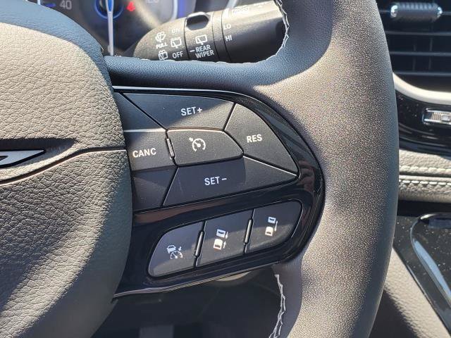 New 2027 Chrysler Pacifica Limited FWD image 12