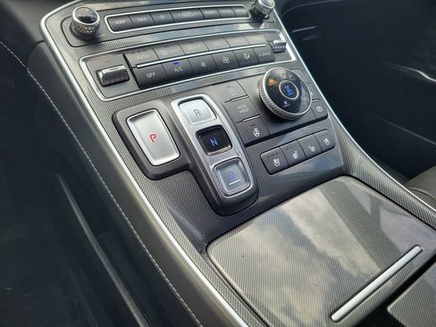 Used 2022 Hyundai Santa Fe Limited image 33