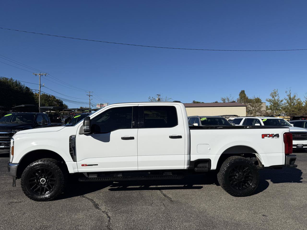Used 2024 Ford F250 XLT w/ FX4 Off-Road Package AWD/4WD image 5