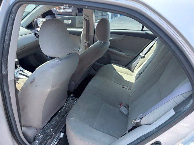 Used 2012 Toyota Corolla LE FWD image 14
