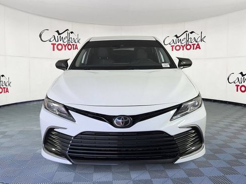 Used 2023 Toyota Camry LE FWD image 2