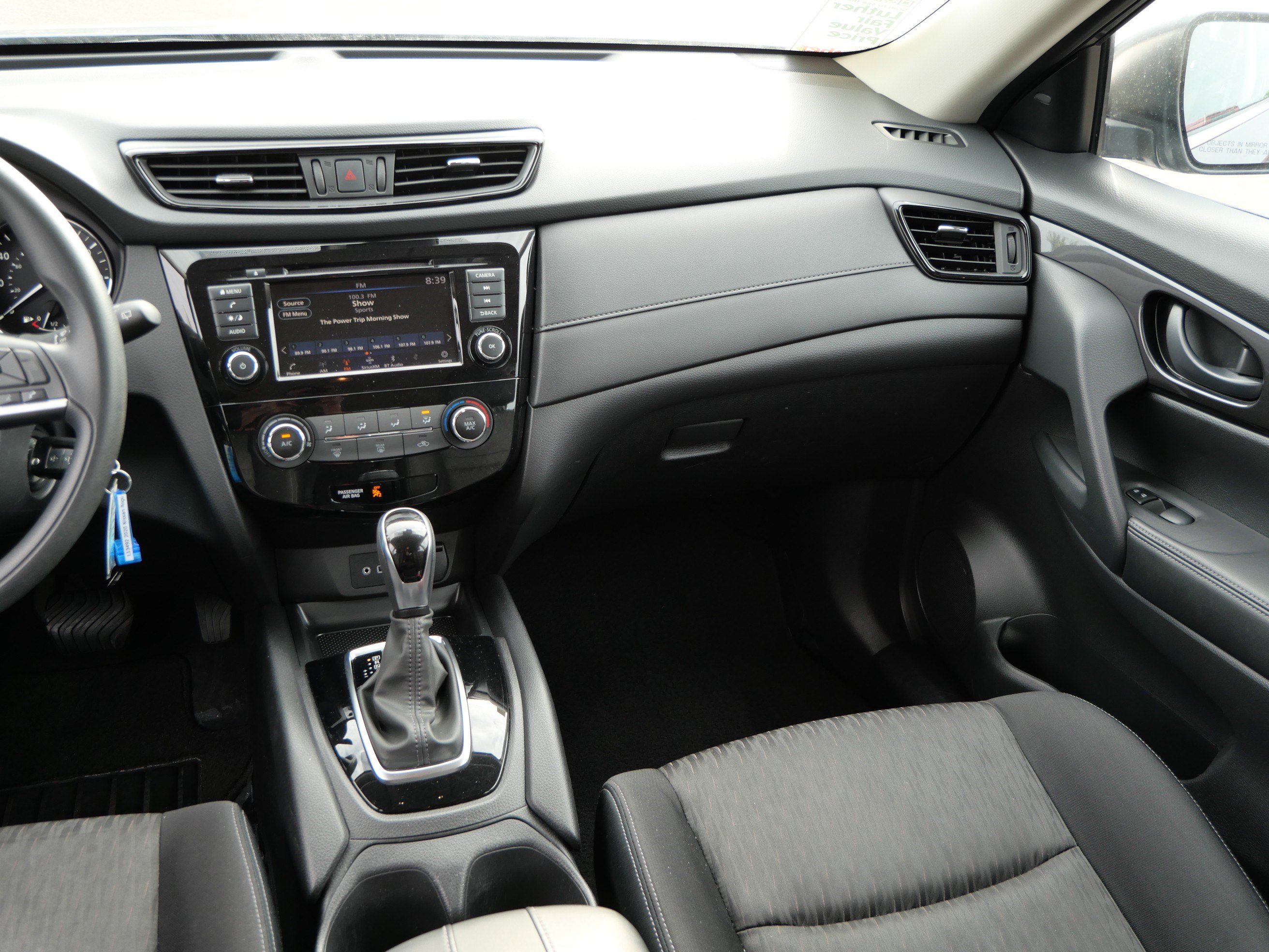 Used 2020 Nissan Rogue S AWD/4WD image 11