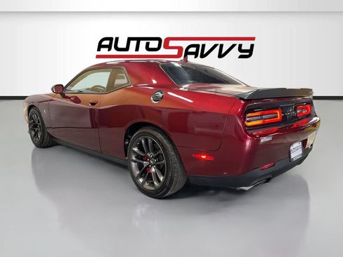 Used 2021 Dodge Challenger R/T Scat Pack w/ Shaker Package RWD image 5