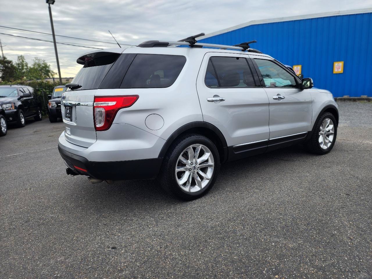 Used 2011 Ford Explorer Limited w/ 302A Rapid Spec Order Code FWD image 5