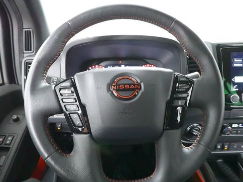 Used 2023 Nissan Frontier PRO-4X w/ Pro Convenience Package AWD/4WD image 12