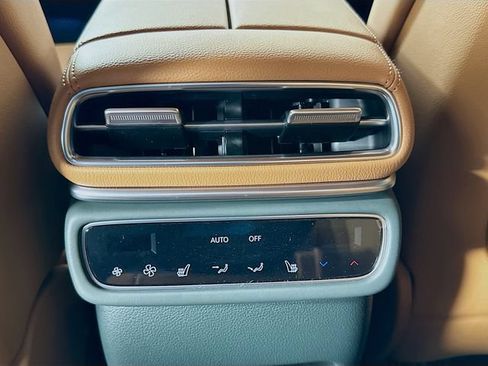 New 2026 Genesis GV80 3.5T Advanced AWD/4WD image 18