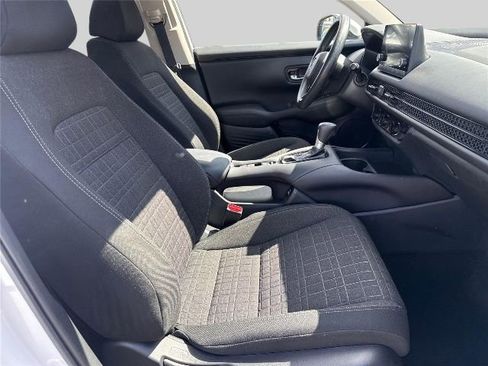 Certified 2023 Honda HR-V LX image 17