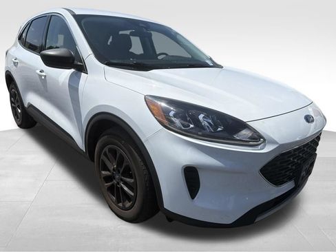 Used 2022 Ford Escape SE FWD image 15