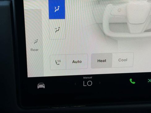 Used 2023 Tesla Model X image 22