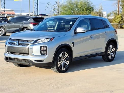 Used 2024 Mitsubishi Outlander Sport SE image 5