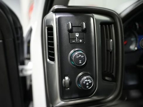Used 2019 Chevrolet Silverado 2500 LTZ w/ Duramax Plus Package AWD/4WD image 11