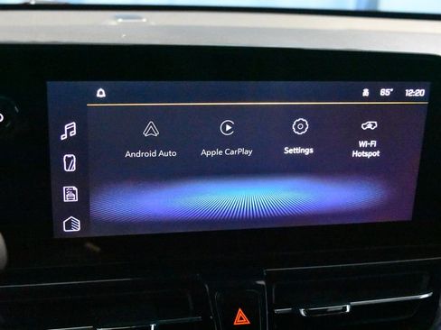 Used 2025 Chevrolet TrailBlazer ACTIV w/ Driver Confidence Package image 11