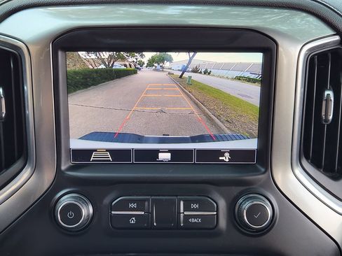 Used 2020 Chevrolet Silverado 2500 LTZ image 29