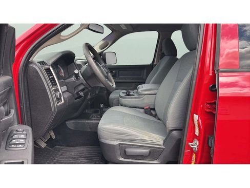Used 2018 RAM 2500 Tradesman w/ Popular Equipment Group AWD/4WD image 10
