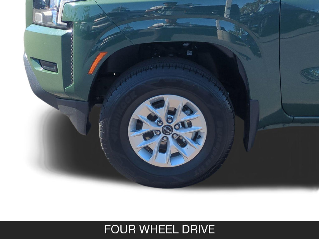 Certified 2024 Nissan Frontier SV AWD/4WD image 11
