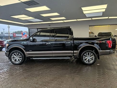 Used 2017 Ford F150 Lariat w/ Equipment Group 502A Luxury AWD/4WD image 9
