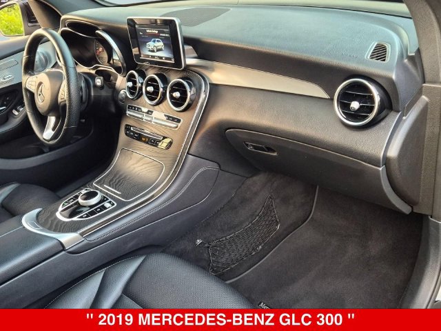 Used 2019 Mercedes-Benz GLC 300 4MATIC image 38