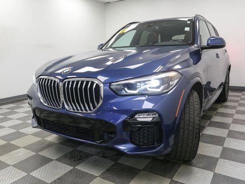 Used 2021 BMW X5 xDrive40i w/ M Sport Package image 4