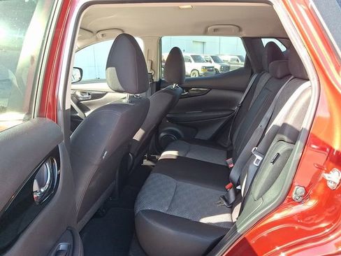 Used 2021 Nissan Rogue Sport SV image 8