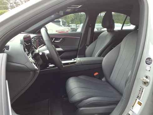 Used 2026 Mercedes-Benz E 350 4MATIC Sedan image 14