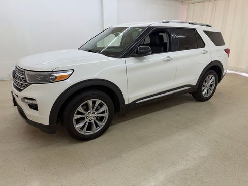 Used 2023 Ford Explorer Limited w/ Class IV Trailer Tow Package AWD/4WD image 1