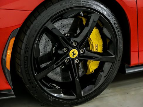Used 2023 Ferrari SF90 Stradale image 18