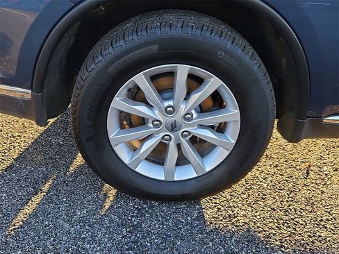 Used 2021 Dodge Durango SXT image 9