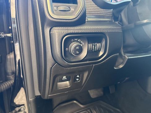 Used 2019 RAM 1500 Limited image 45
