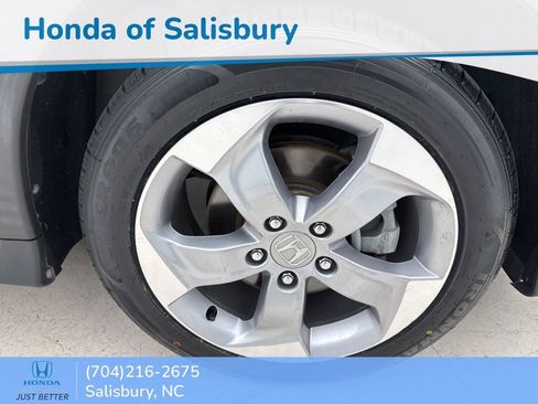 Used 2021 Honda HR-V LX image 13