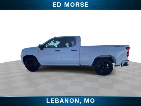 Used 2024 Chevrolet Silverado 1500 Custom image 4